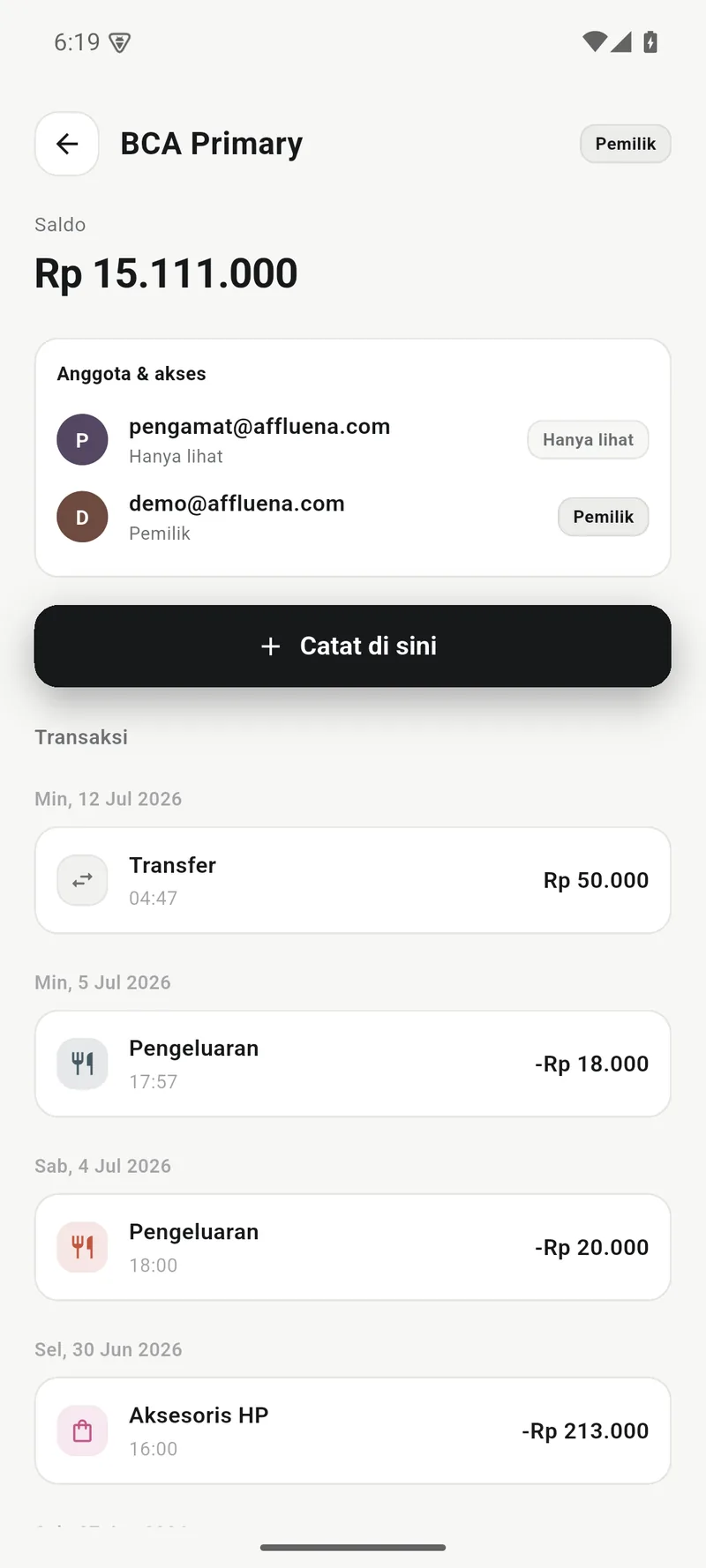 Detail dompet di aplikasi HP Affluena dengan saldo, anggota dan aksesnya, serta transaksinya